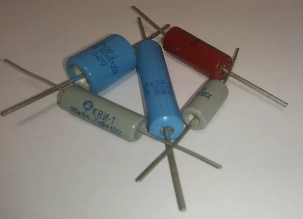 Кви-1 15 пф 10кв. Кви 2 конденсатор. Конденсатор кви 2 100 пф 16 кв. Конденсатор 100пф керамика. Высоковольтный конденсатор кви.