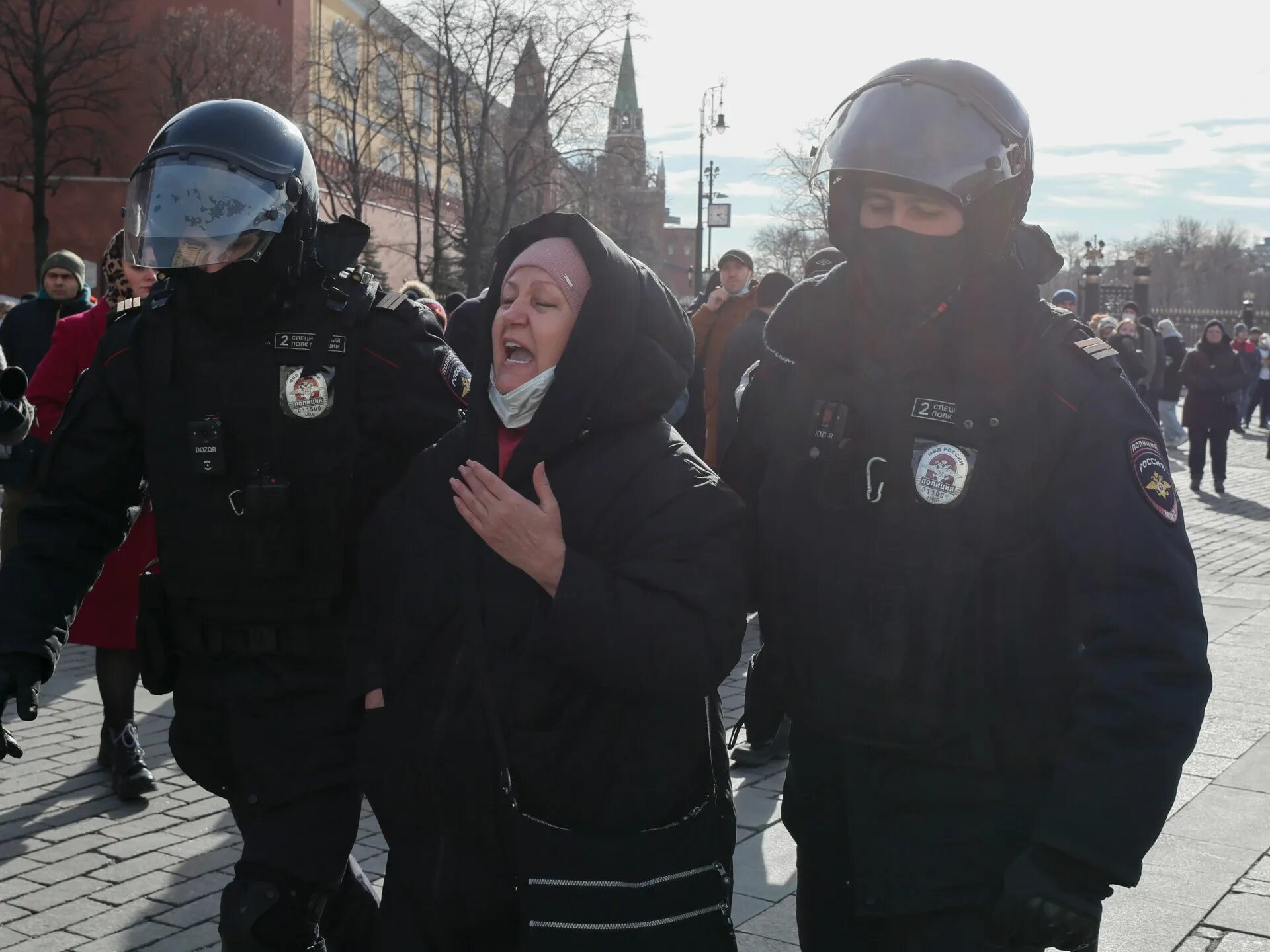 Арест попросить. Протесты Москва вчера. Митинг в Москве.