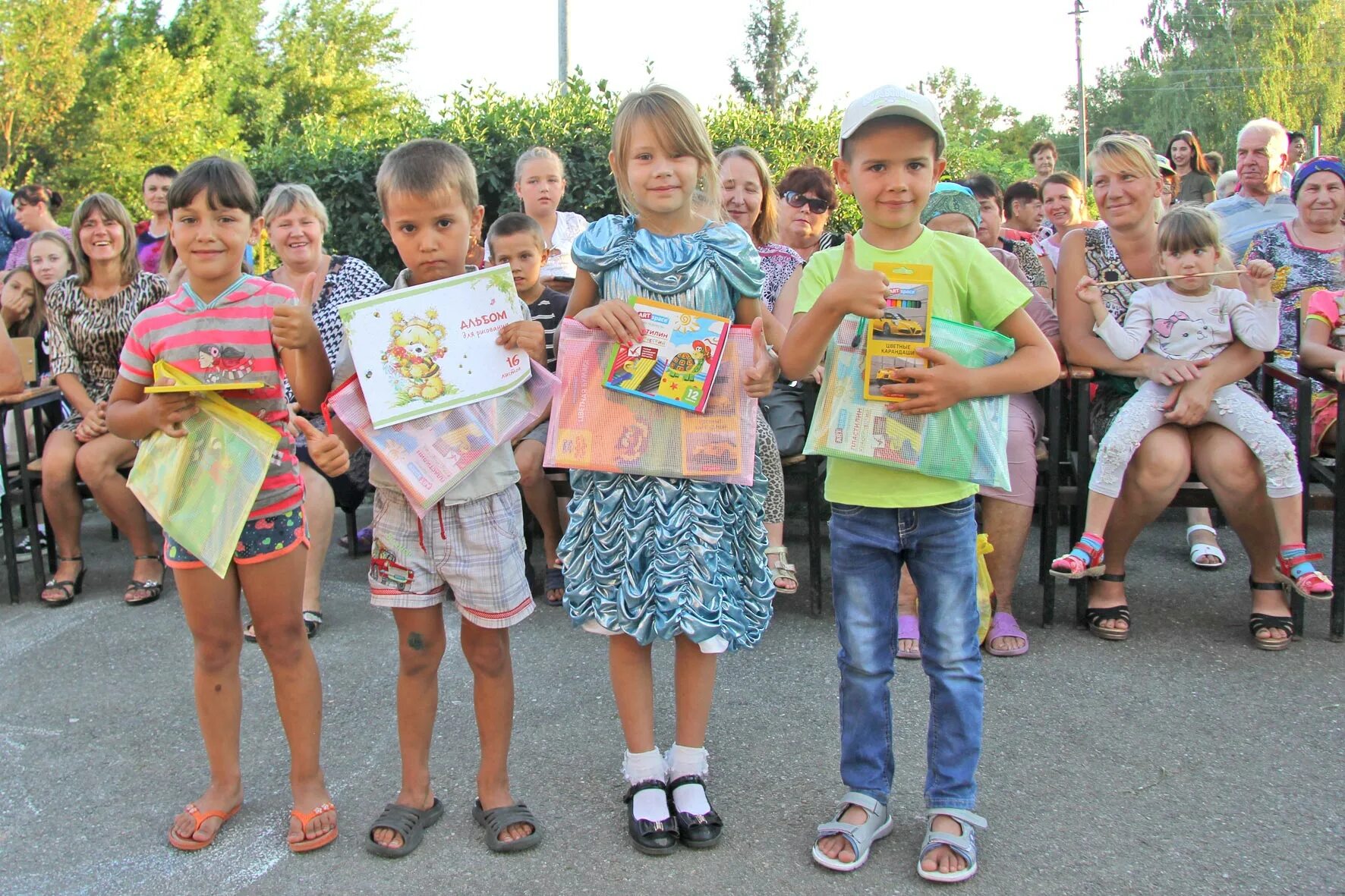 Поселок курганинск. Поселок светлая Заря Курганинский район. Светлая Заря Краснодарский край Курганинский район. Новоалексеевское сельское поселение Курганинского района. Безводное сельское поселение Курганинского района.