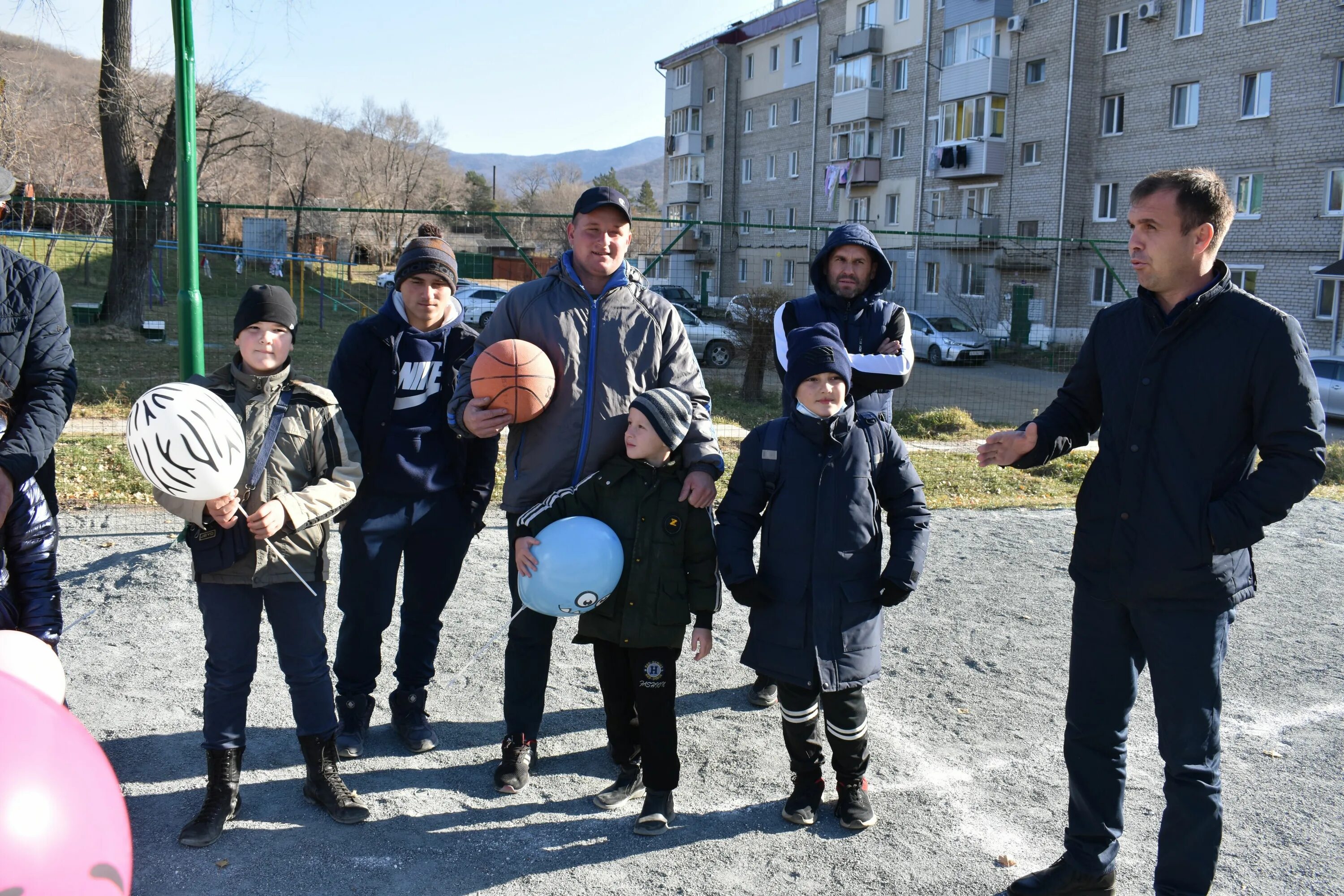 Без партизанск. Партизанский район. Село Партизанское. Климат партизанского района Приморского края. Партизанское Красноярский край детский сад.