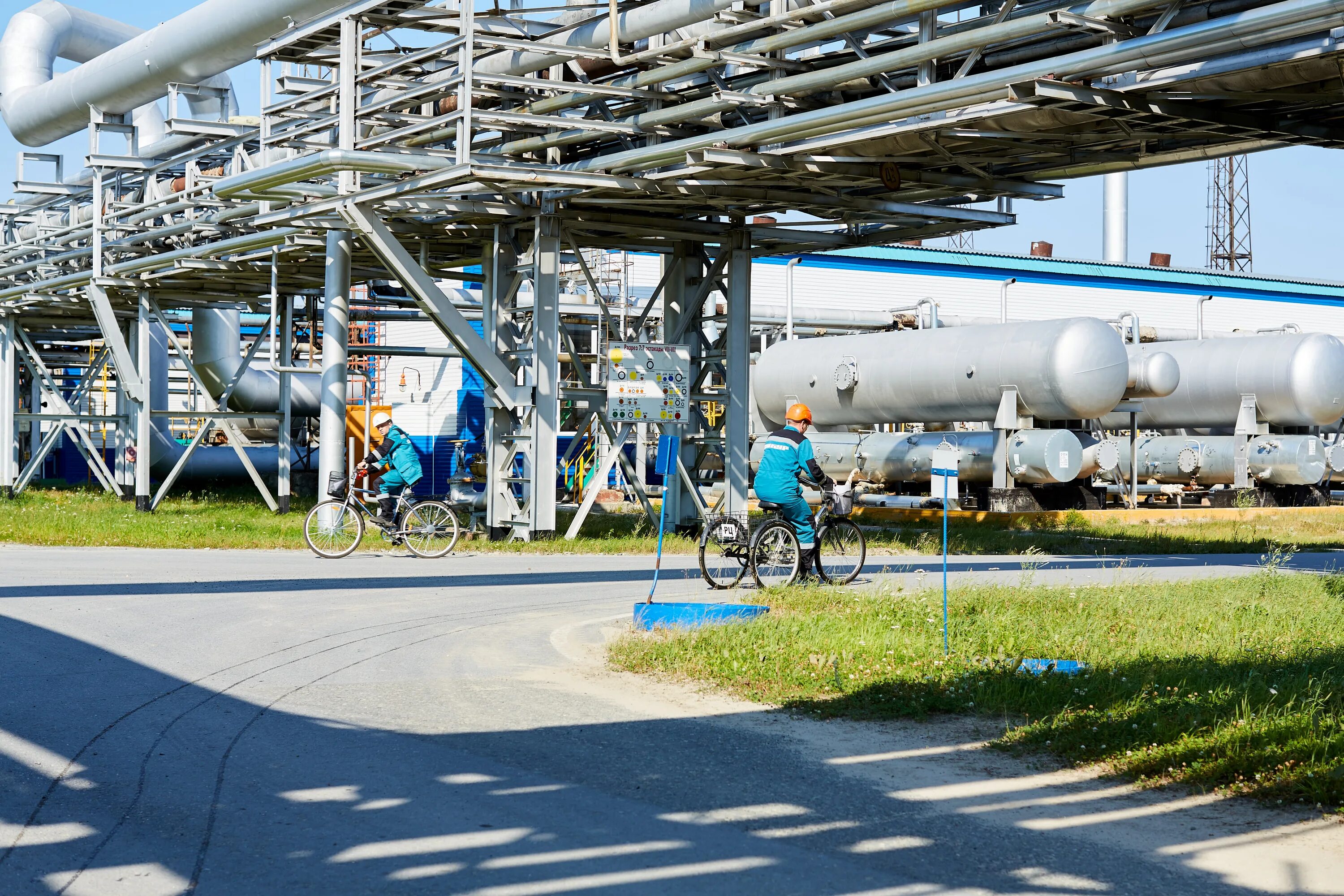 Верещагин алексей иванович сибур. Дом полимеров сибур вднх. Дом полимеров сибур вднх. Сибур сколково. Салават газпром нефтехим салават.