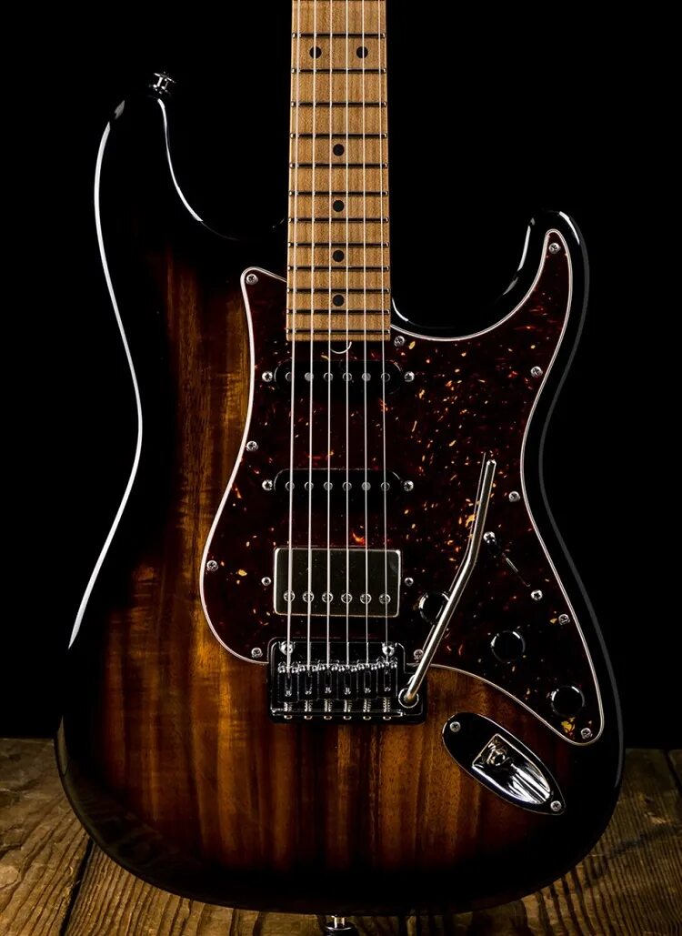 Suhr Custom Classic. Электрогитара Suhr. Американские фирмы гитар. Классика в современной гитара.