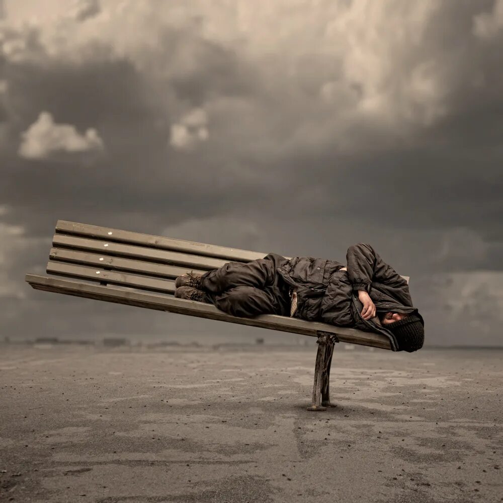 Эстетика нищего. Бедная женщина. Одинокая женщина. Депрессивные истории. Нищета и одиночество.