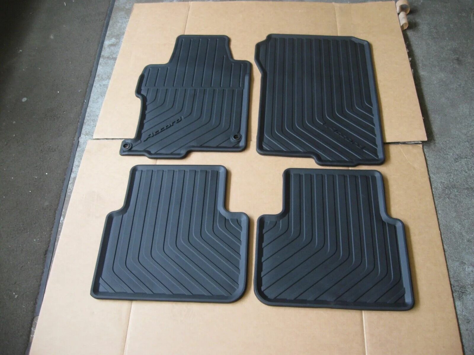 Хонда резиновые коврики. Хонда резиновые коврики. Honda freed spike резиновые коврики. Резиновые коврики хонда аккорд 7. Резиновые коврики хонда аккорд 7.