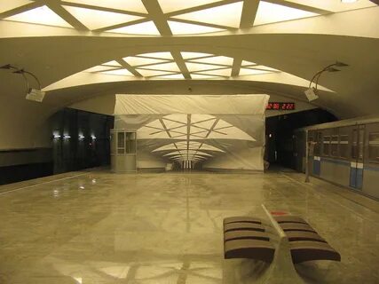 Метро строгино