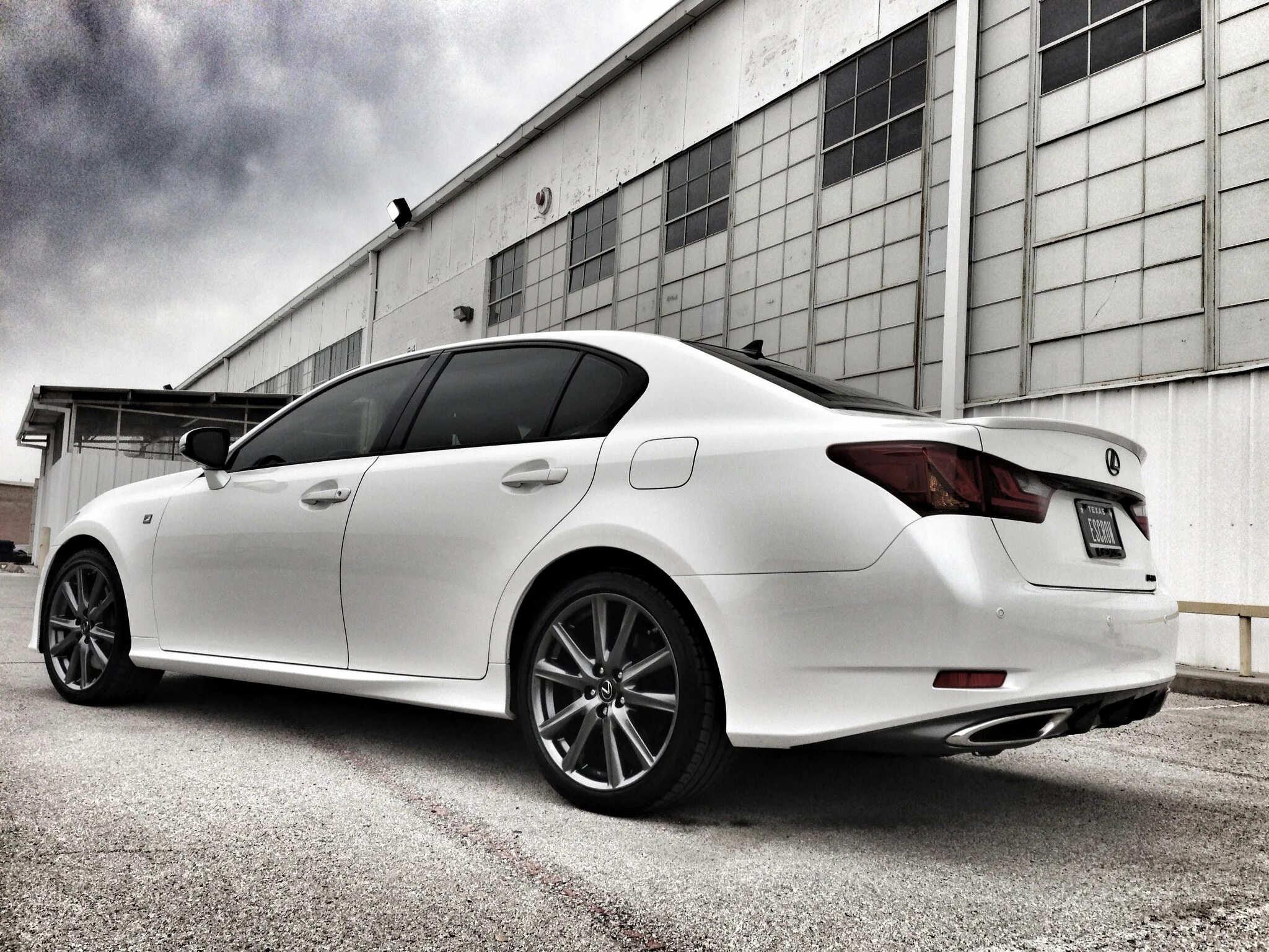 White gs