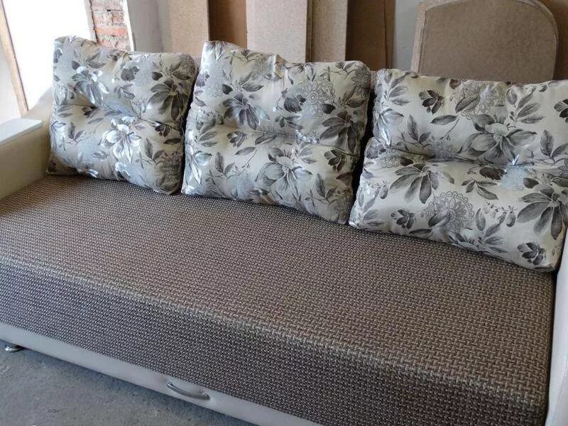 ореховый диван. диваны орехово. диваны орехово. диван фараон. мебель большие салы.