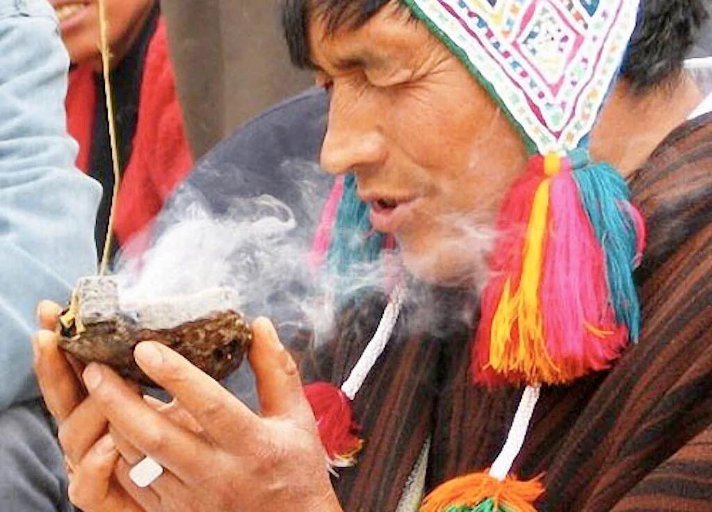 Шаман 2020. Шаманы Перу. Шаманский обряд. Шаманские церемонии Перу. Ритуалы Перу.