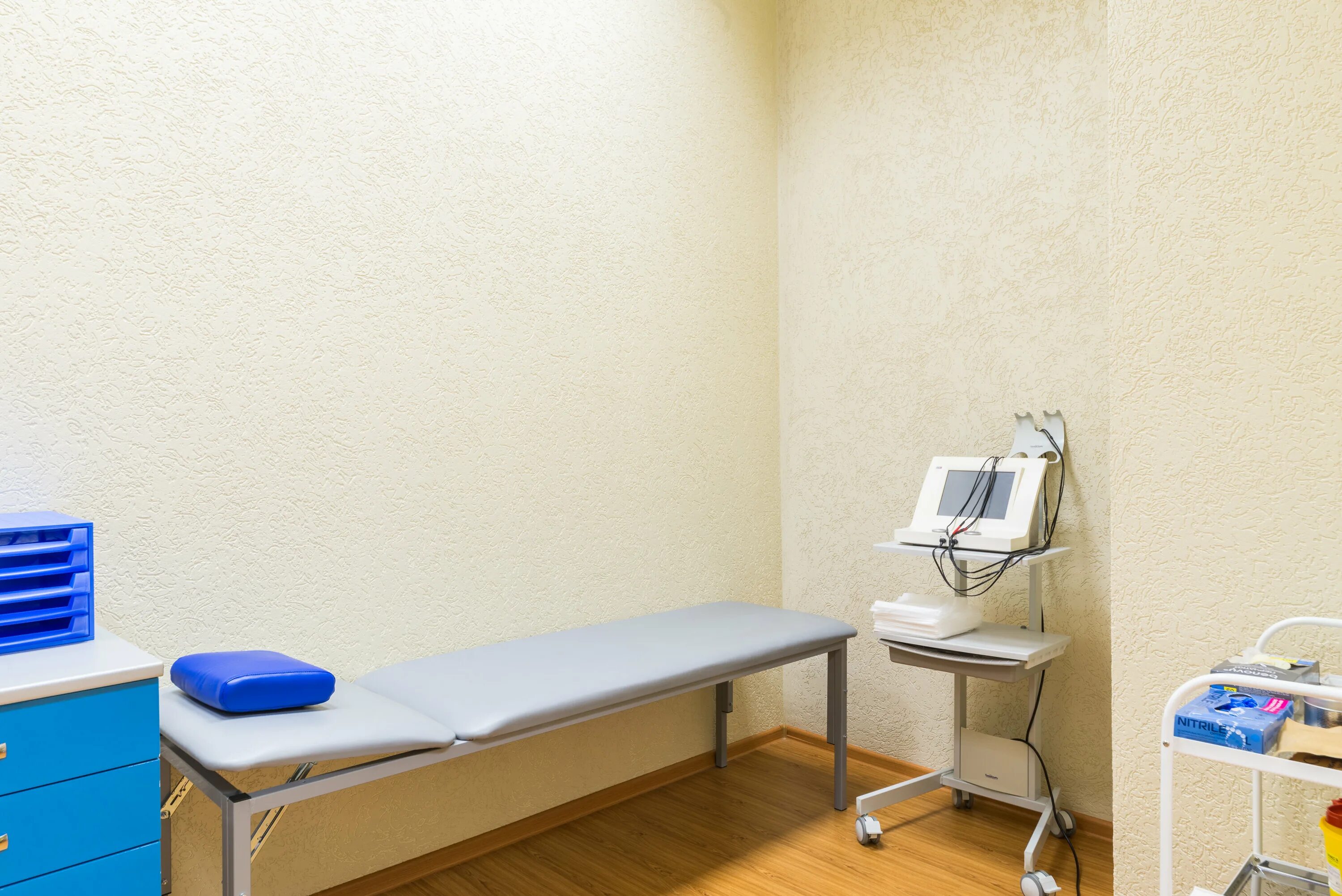 Наша клиника павшинский бульвар 5. Чапаевский переулок 10/2. Медицинский центр сокол. Клиника сокол ростов. Медицинский центр сокол.