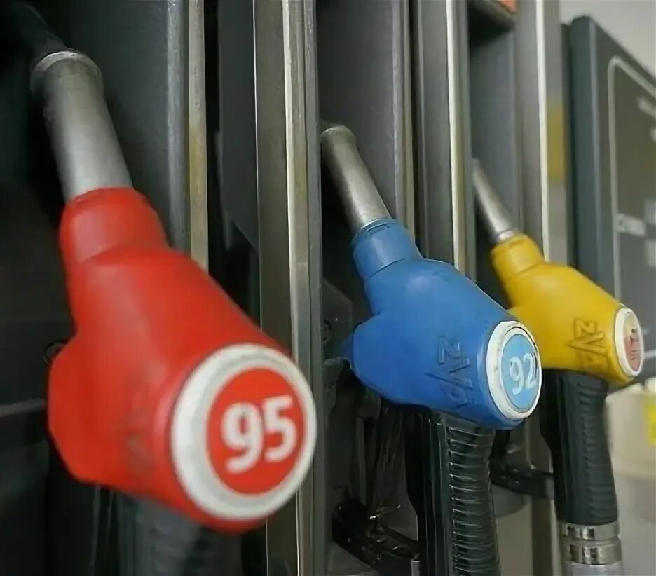 Разыгрывается бензин. Биржа нефтепродуктов спбмтсб. Бензин в 2016. Динамика цен на аи 95 2022. Бензин на бирже.