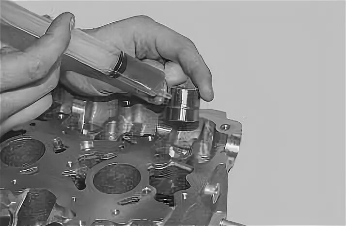 Replacing the cylinder head cover gasket (Lada Priora 1, 2007-2018, VAZ-2170) - 