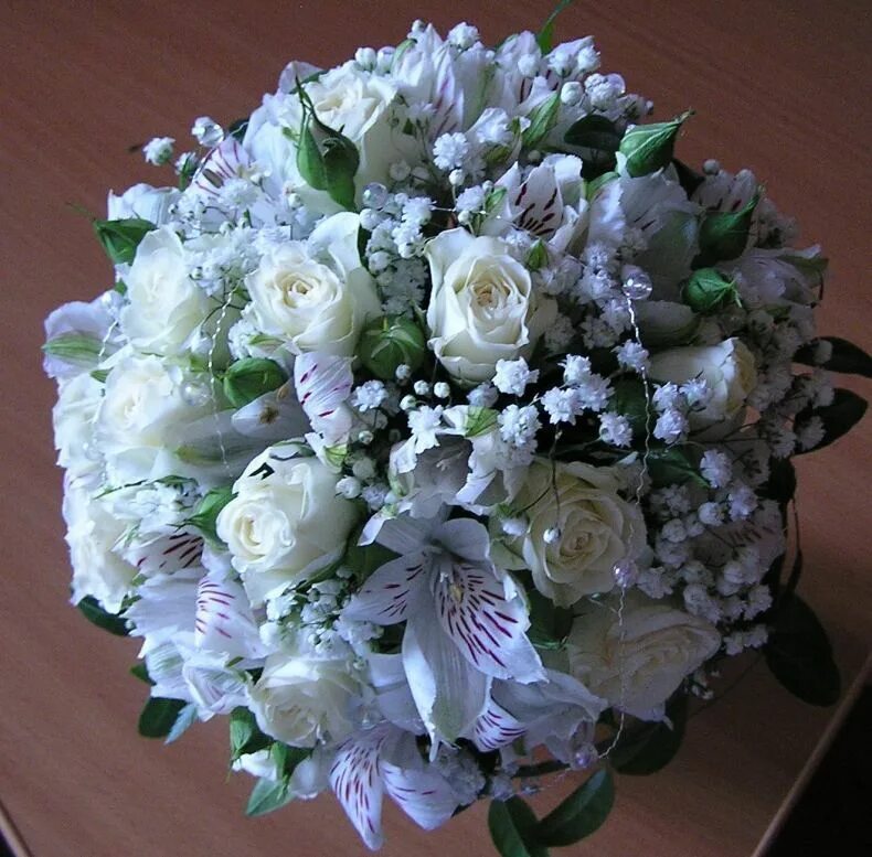 Свадебный букет невесты. Свадебный букет невесты. Букет с игрушкой и конфетами. Букет "свадьба". Подарочный букет на свадьбу.