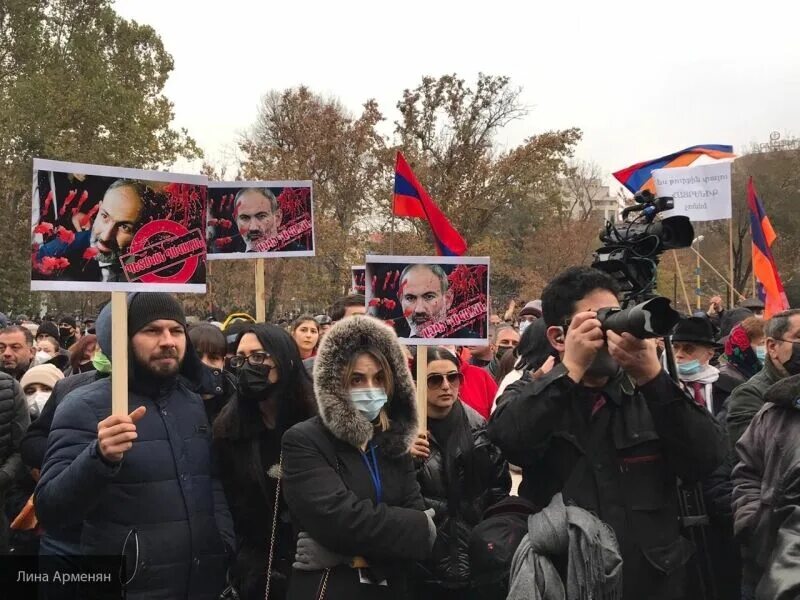 Никол Пашинян на митинге. Армения против Пашиняна. Митинги в Армении. Армяне о пашиняне