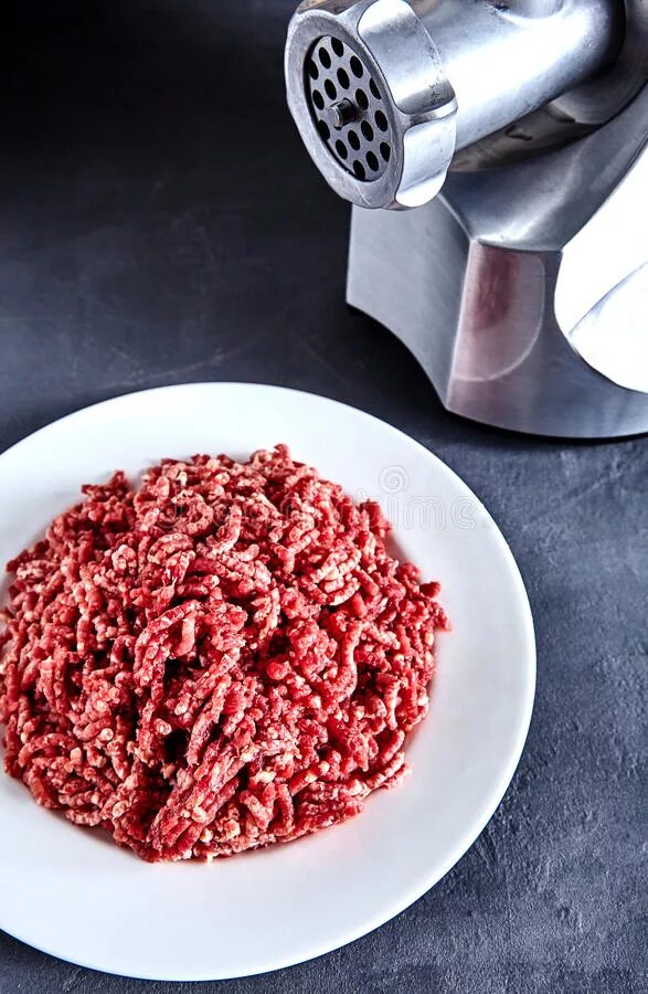 Ребус с мясорубкой и фаршем. Разгадай ребус нож танк. Разгадать ребус по физике. Ребус с мясорубкой и фаршем. Ребус электрический ток.