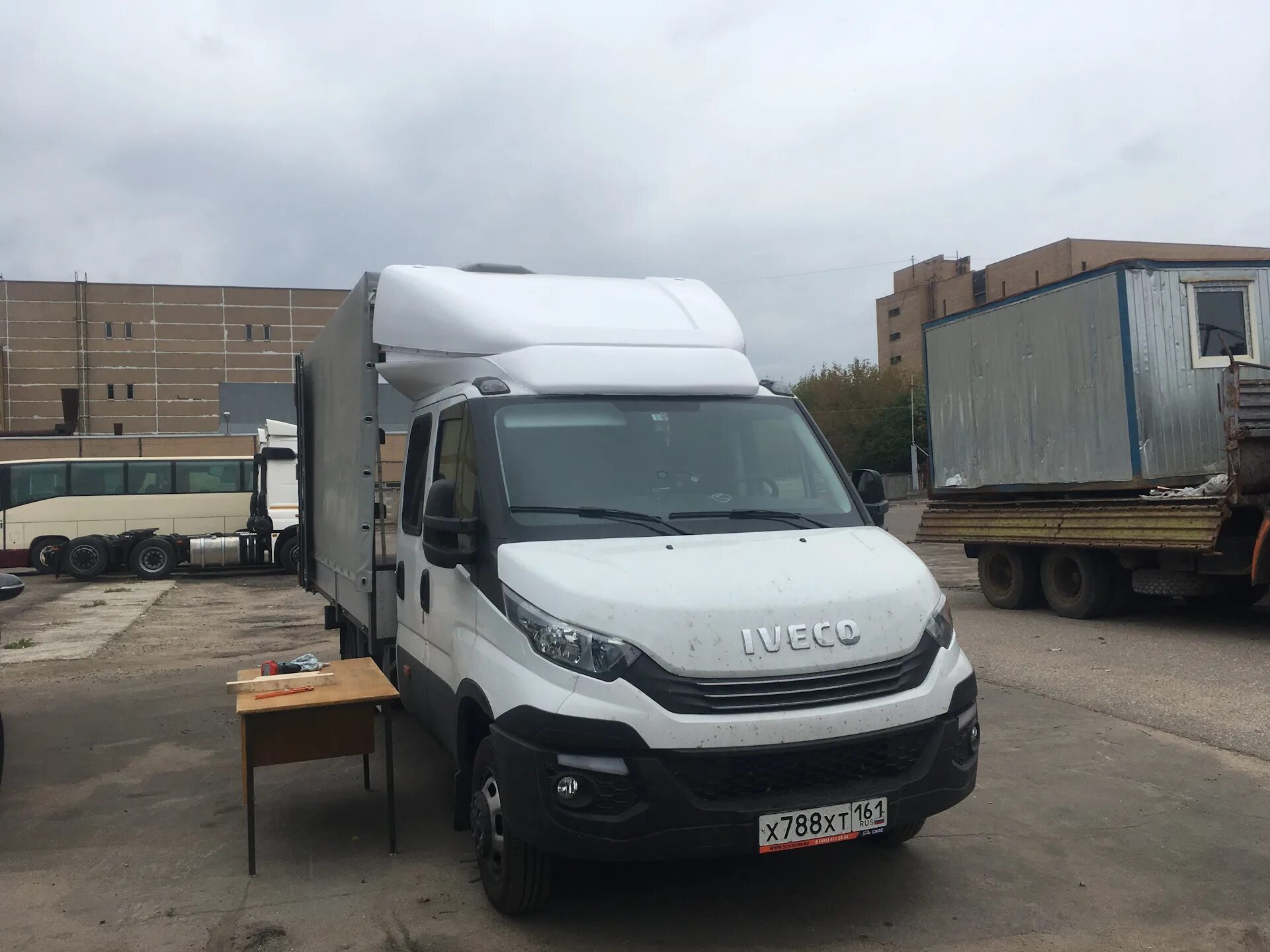 Кабина iveco daily. Кабина ивеко дейли 4. Ивеко дейли 4 поколение салон. Кабина ивеко дейли 4. Кабина iveco daily.