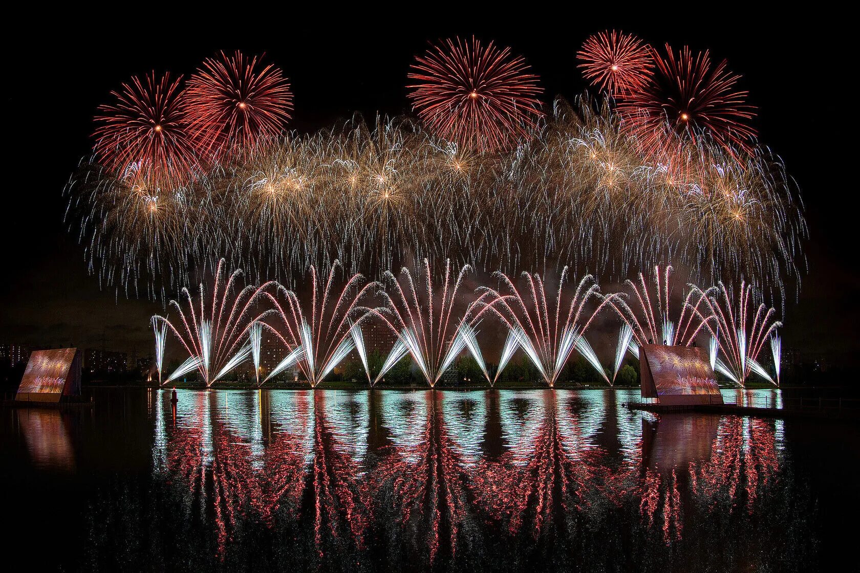 Ростех фестиваль фейерверков 2022. Киргизия ростех фестиваль фейерверков. Фестиваль фейерверков 2022 в москве программа. Ростех салют. Фестиваль фейерверков ростех 2023.