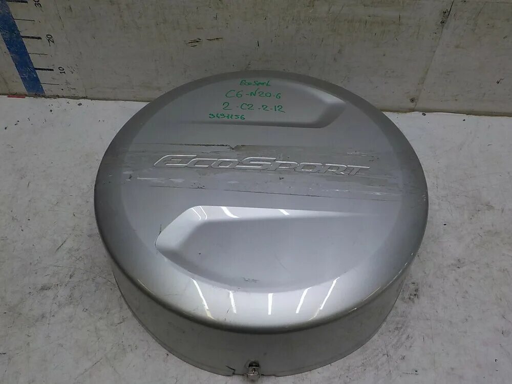 Кожух запасного колеса тойота рав 4. Чехол запасного колеса suzuki grand vitara. Колпак запасного колеса на suzuki escudo 1997. Кожух запасного. Кожух запасного колеса гранд витара.