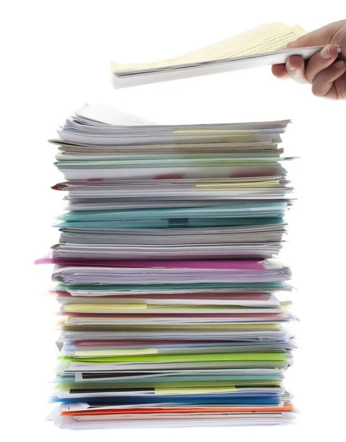 Дождемся документов. Документы. стопка бумаг на столе. документы без фона. красивая стопка документов.