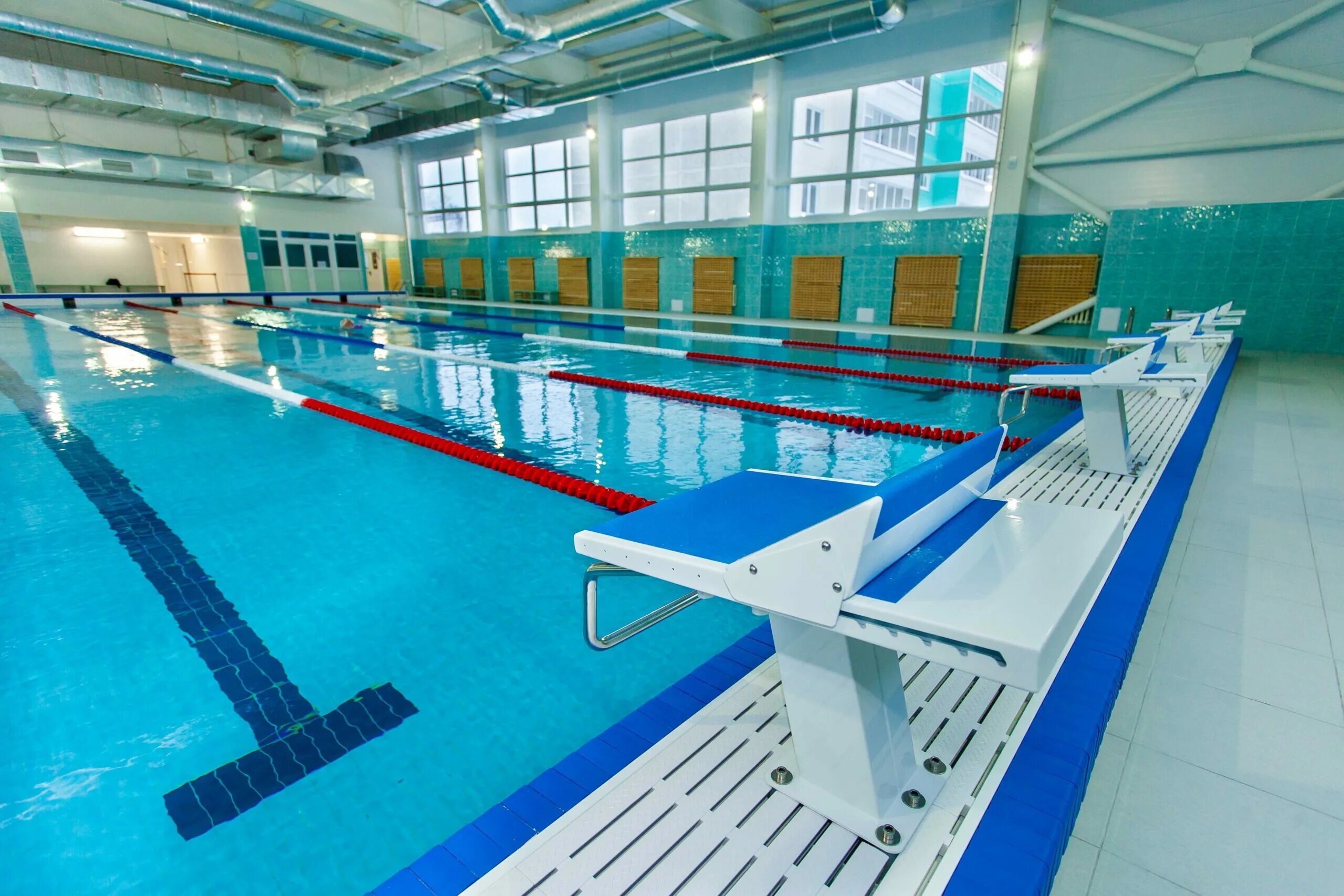 Бассейн рекорд. Бассейн докучаева пермь. Аквапарк в пермском крае. Бассейн пнипу пермь. Бассейн рекорд невинномысск.