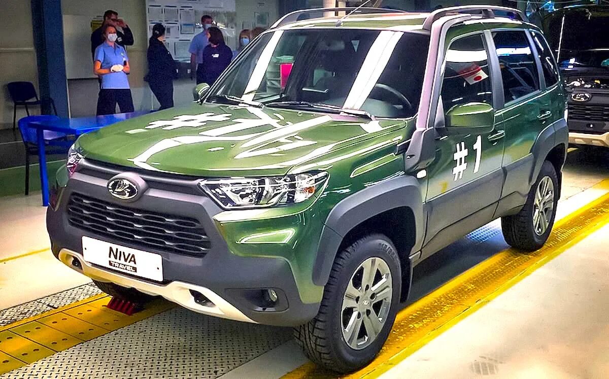Конвейер автоваза 2023. Автоваз 2121 нива конвейер. Лада 4 на 4. Новая нива урбан. Нива урбан 21.