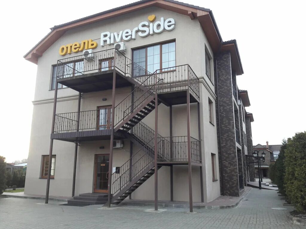 ялтинская 53 калининград. ялтинская 10. новый тойота прадо колми. ялтинская 53 калининград. риверсайд отель калининград.