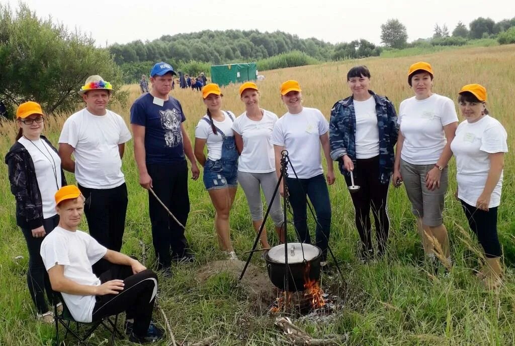 Погода в семено красилово кытмановского. Кытманово Алтайский край. Село Кытманово Алтайский край. Сельский туристический слет. Тяхта Алтайский край Кытмановский.