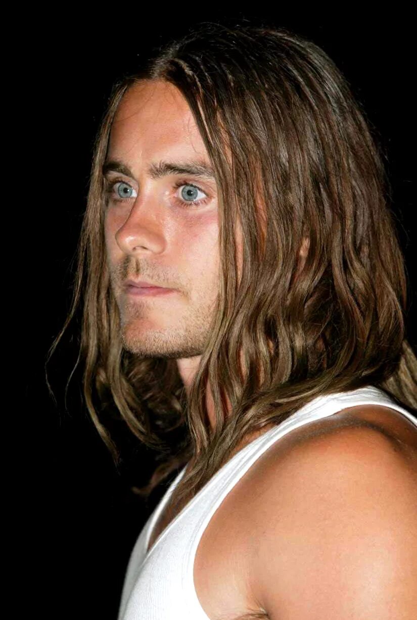 Jared leto plays hephaistion. Джаред лето гефестион. alexander 2004 jared leto. джаред лето троя.