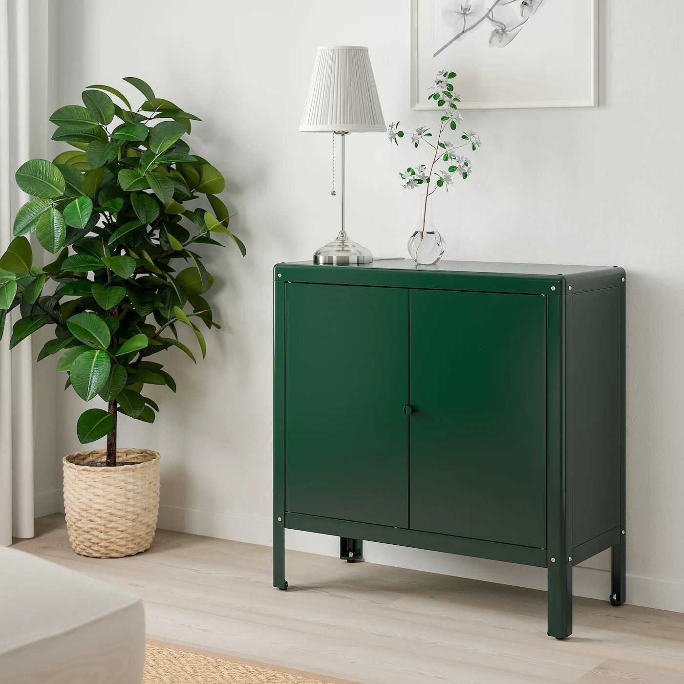 Зеленая мебель в интерьере Mira lo que he encontrado en IKEA Upholstered chairs, Seating, Side chairs
