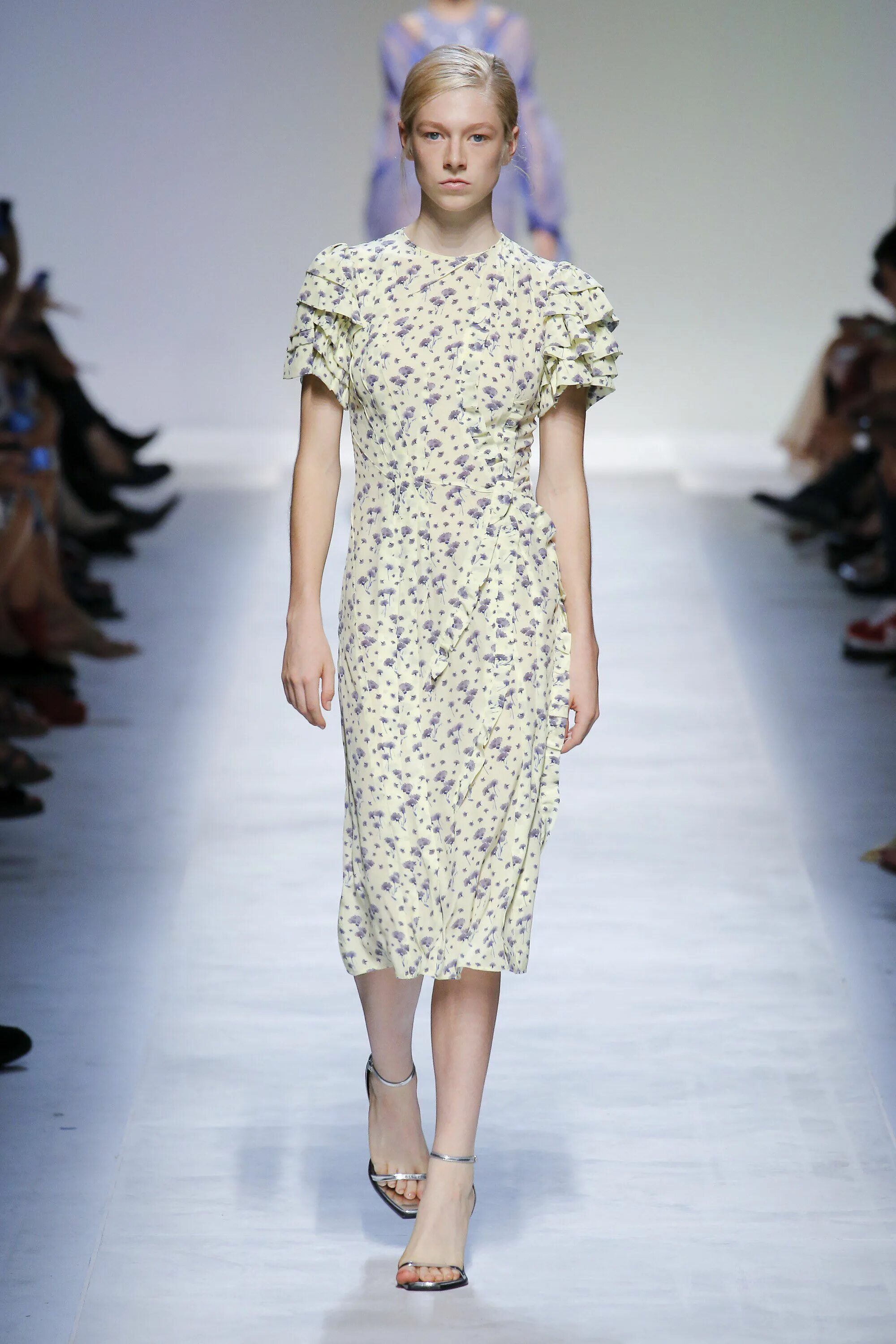 Ermanno scervino. Мода эрмано шервино. ermanno scervino runway ss2018.