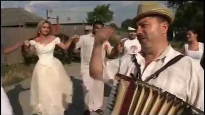 Поет на румынском. Румынская эстрада. Голос румыния. Самые популярные румынские песни. Поет на румынском.