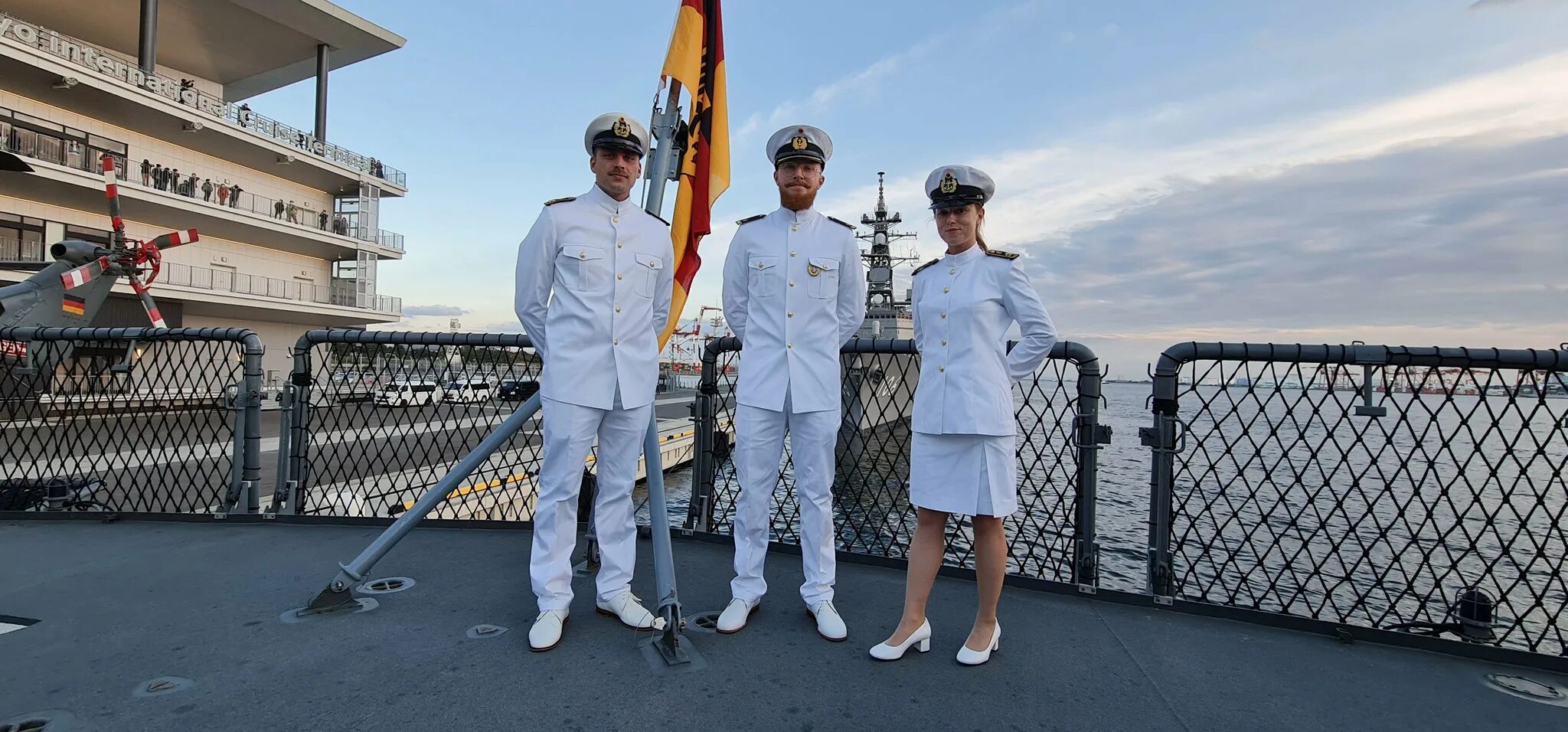 Сколько получает матрос. Bundeswehr Marine ships.