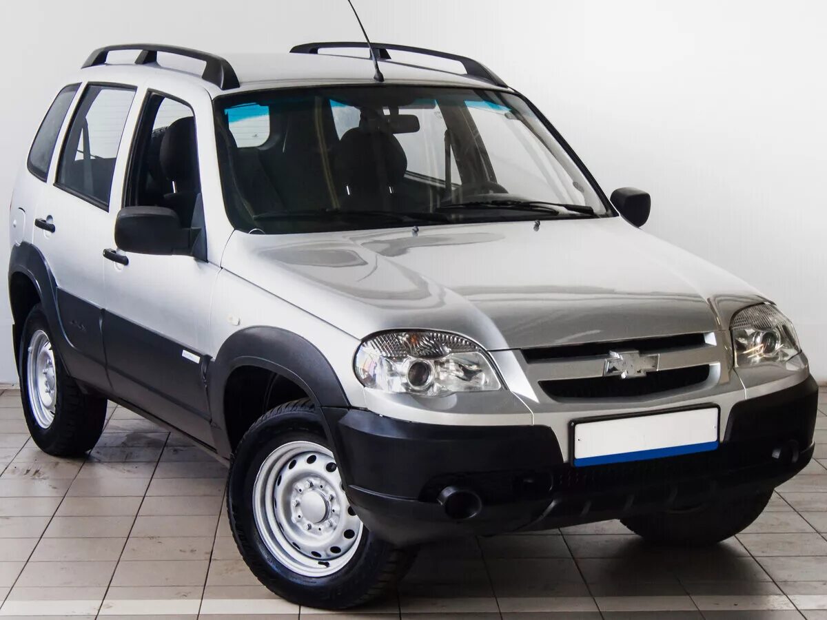 шеви нива 2011 года. Chevrolet niva 2011. шеви нива 2011 года. шеви нива 2011 года. нива шевроле 2011г.