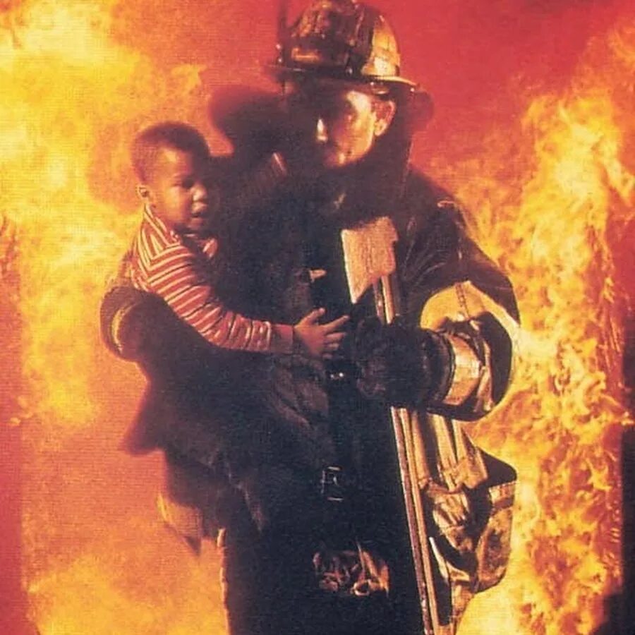 Русские пожарные. Профессия пожарный. Пожарные и спасатели в лужниках. Том идет в пожарные. Обратная тяга фильм 1991.