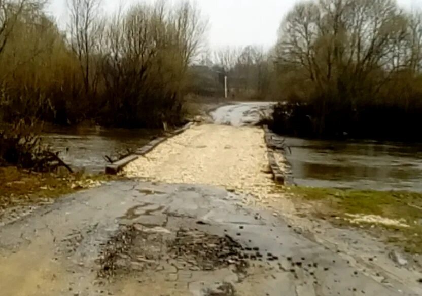 Уровень воды в рязанской области. Река пара в Рязанской области. Река пара. Речка 2 моста область Рязань Поярково. Пара у реки фото.