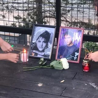 Помнит дату первого