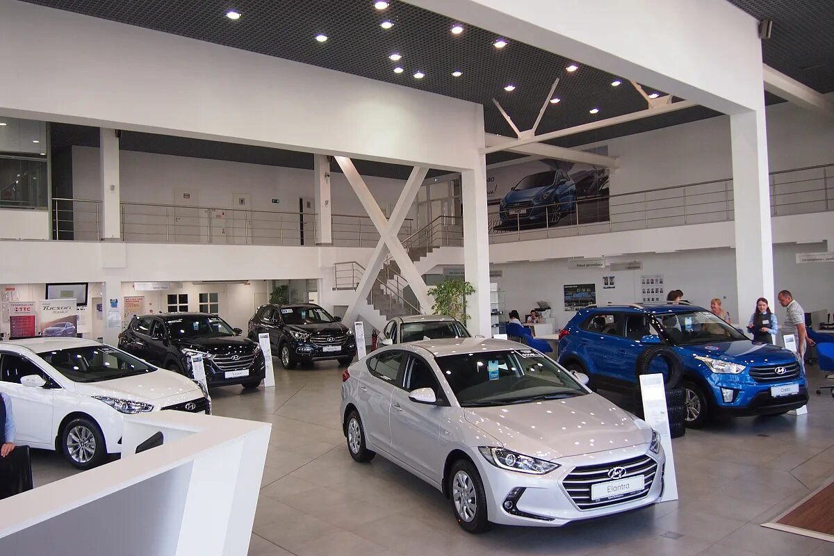 Хюндай в казахстане автосалон. Казахстан автосалон хендай. Hyundai center almaty. Автосалон хендай в казахстане алматы. Дилерский центр фасад хенде.