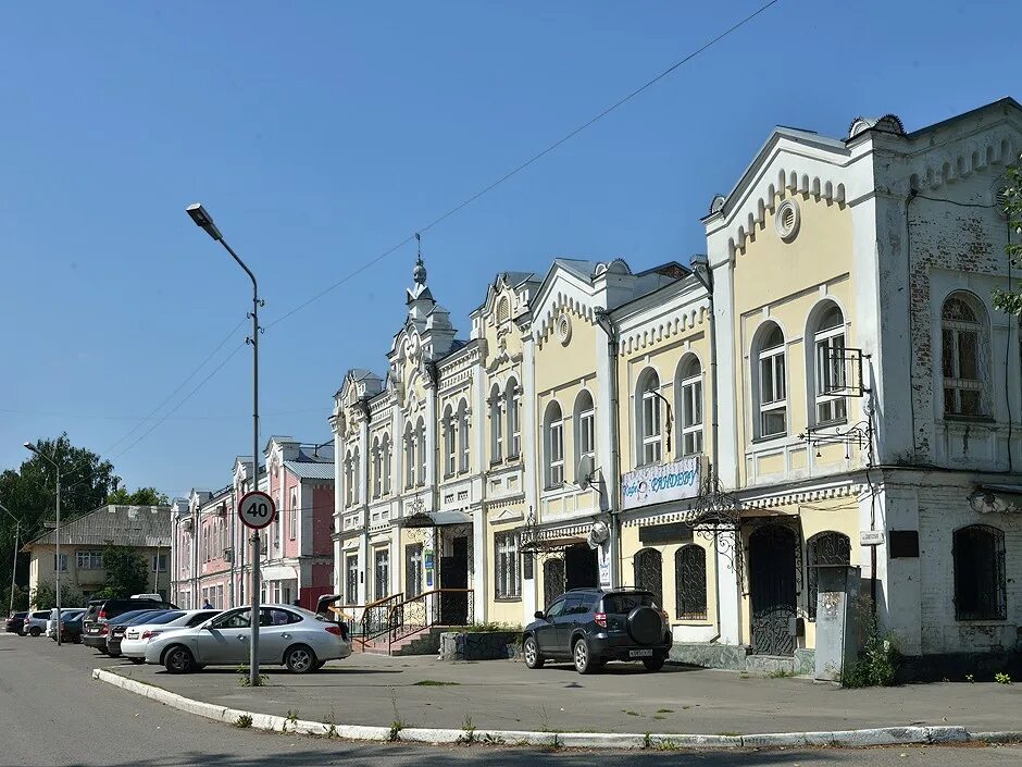 Бийск центр города. Город Бийск старый центр. Бийск Алтайский край население. Население города Бийска Алтайского края.