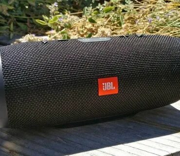 Хрипит колонка jbl