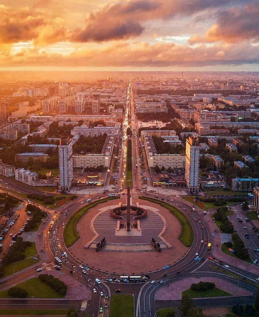 Victory square. Площадь Победы Санкт-Петербург. Площадь Победы Московского района Санкт-Петербурга. Московский проспект площадь Победы. Московский парк Победы, Санкт-Петербург, Московский проспект.