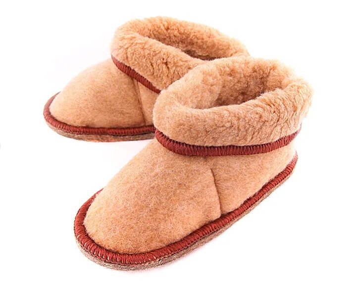 Шерстяные чуни. Чуни шерстяные бабуши. Меховые чуни изабель марант. Обувь из овчины мехом. Чуни шерстяные.