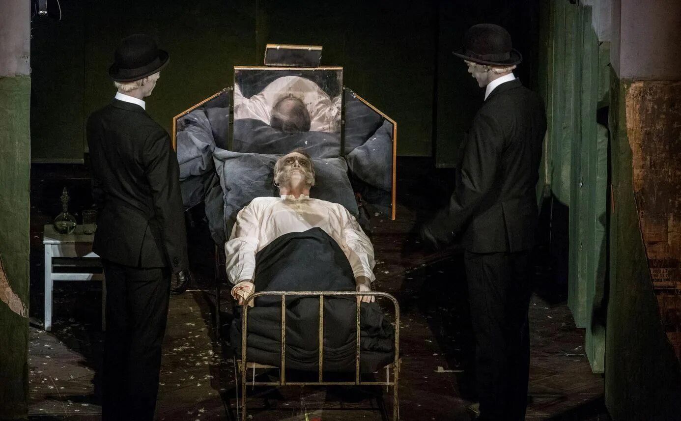 Губернатор спектакль бдт фото. Губернатор спектакль бдт. Губернатор спектакль бдт. Губернатор спектакль фото. Спектакль губернатор.