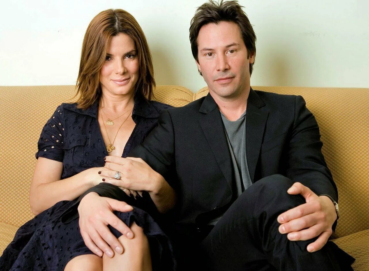 Ривз баллок. Keanu reeves sandra bullock. Ривз баллок. Ривз баллок. Ривз баллок.