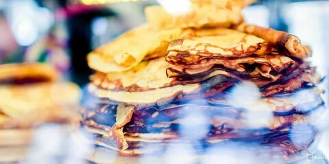 Блины на улице масленица
