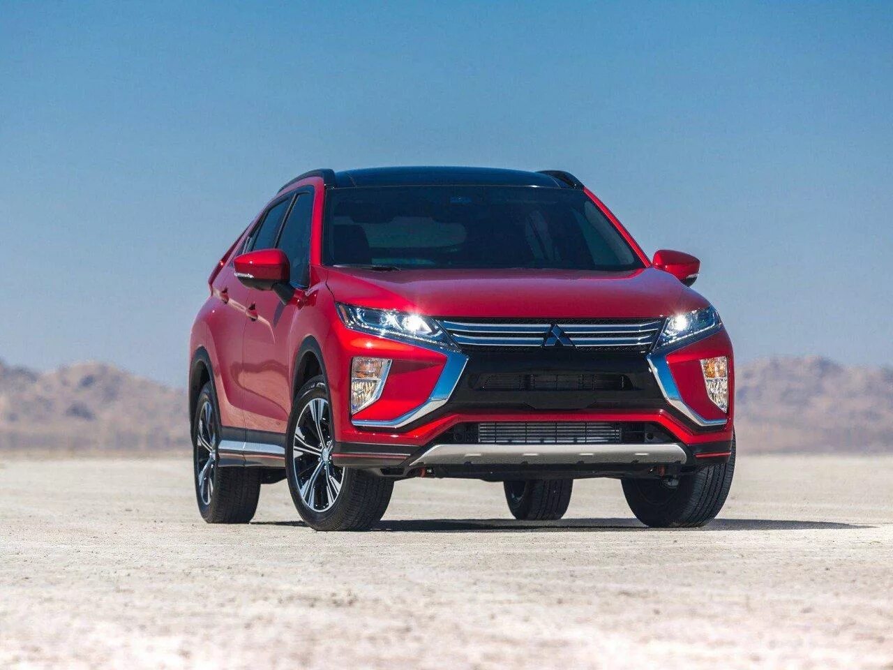 Cross 2021. Митсубиси Эклипс кросс 2021. Mitsubishi Eclipse Cross 2018. Новый Mitsubishi Eclipse Cross 2021. Мицубиси Эклипс кросс 2021.