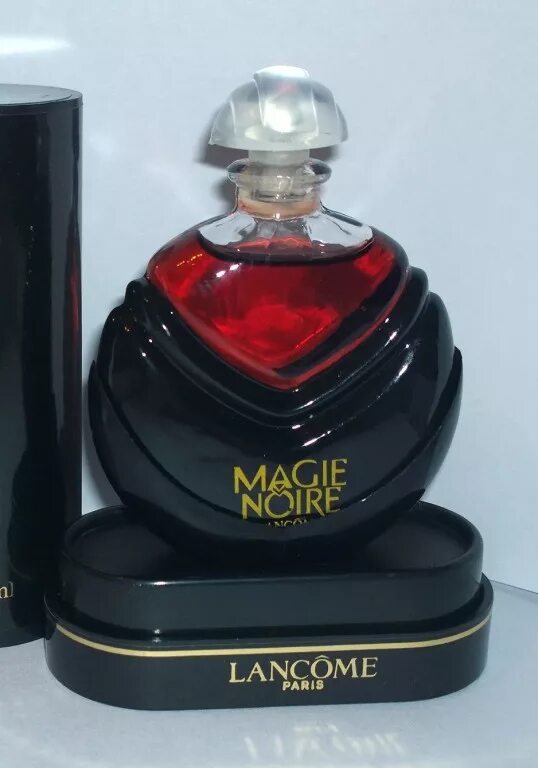 Lancome magie noire EDP 7.5 ml. Lancome magie noire духи 7,5мл. Мэджик Ноир духи ланком. Черная магия туалетная вода ланком. Туалетная вода magic