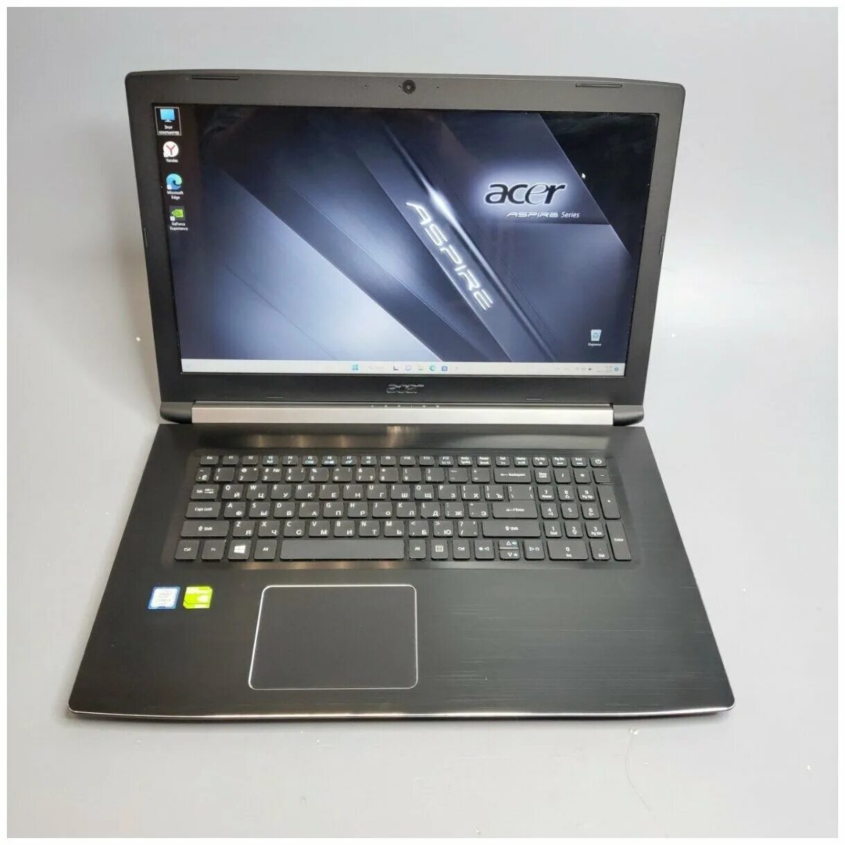 Aspire a517 51g. Acer a517-51g.