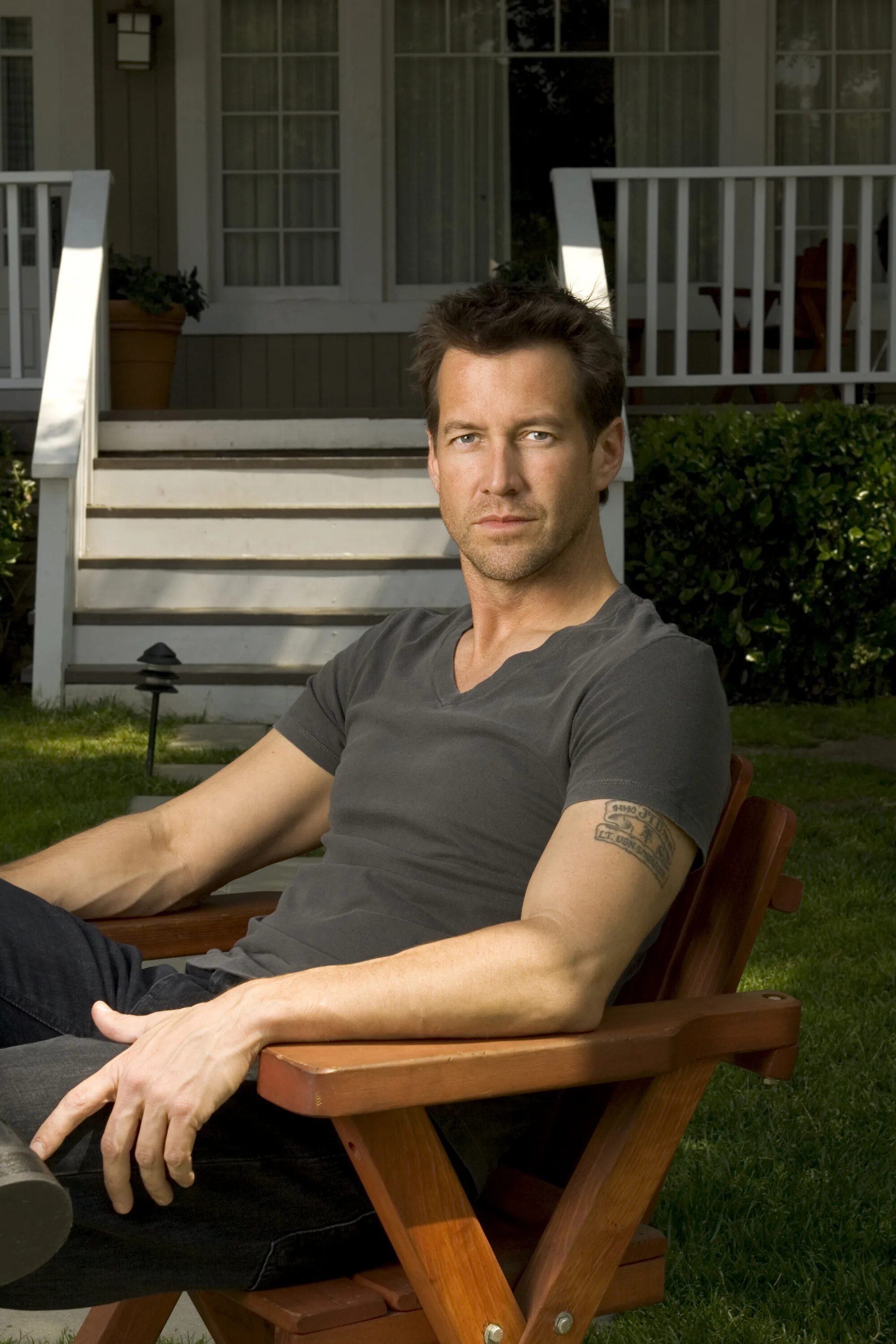 Mike delfino. Отчаянные домохозяйки Майк Дельфино.