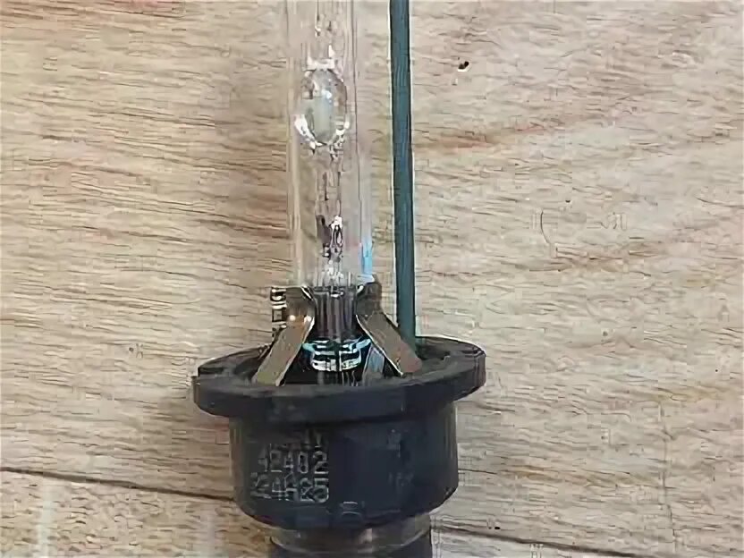 42402 philips d4s. Цоколь ламп аллион 240. Лампочка ксенон subaru legacy. Лампа для тойота камри v50 ксенон. Лампа ксенон камри 40.