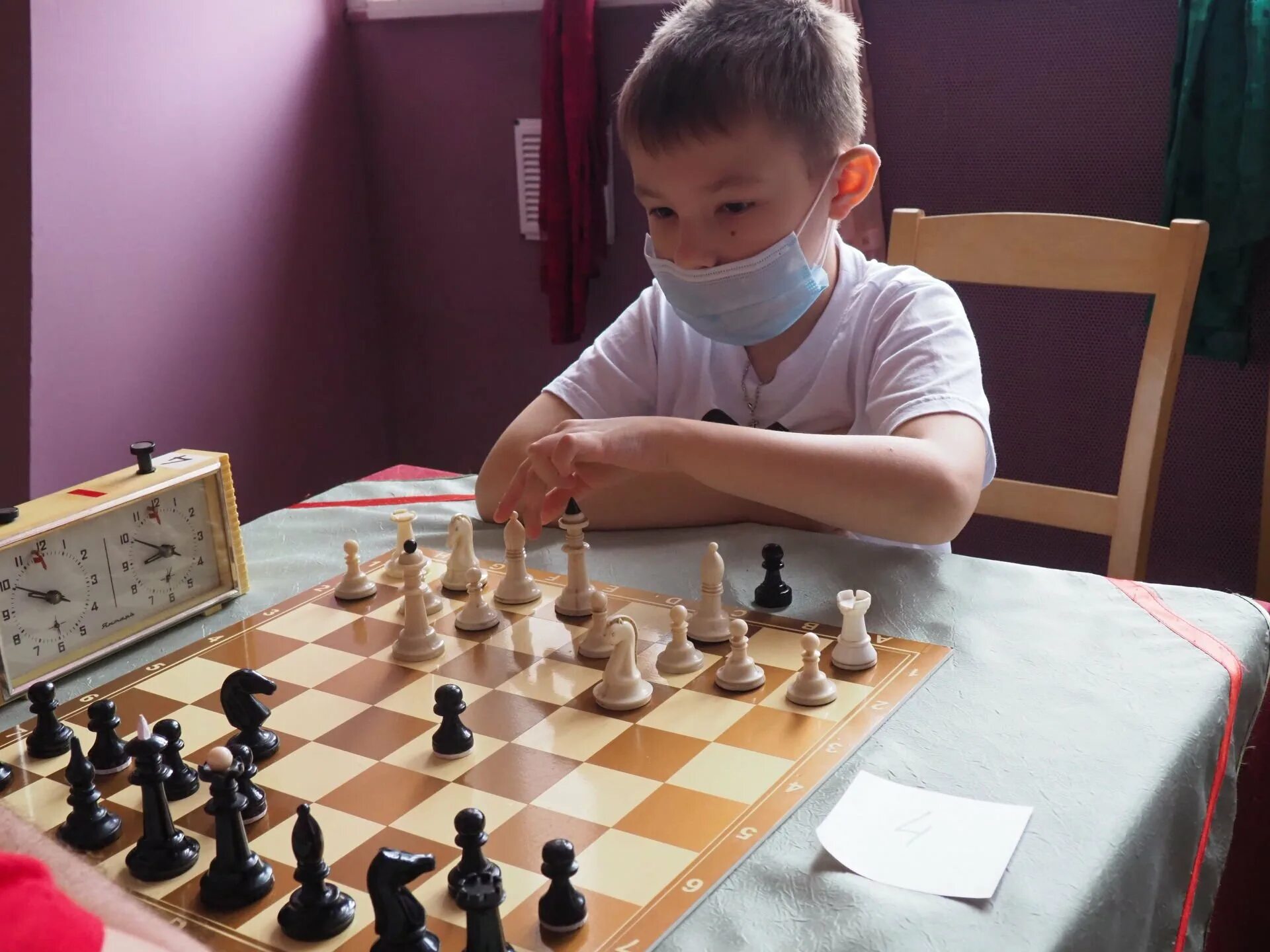 Уроки шахмат для начинающих детей. Results of world championship chess. Шахматы "игрок". Шахматист видео. Уроки шахмат для начинающих детей.