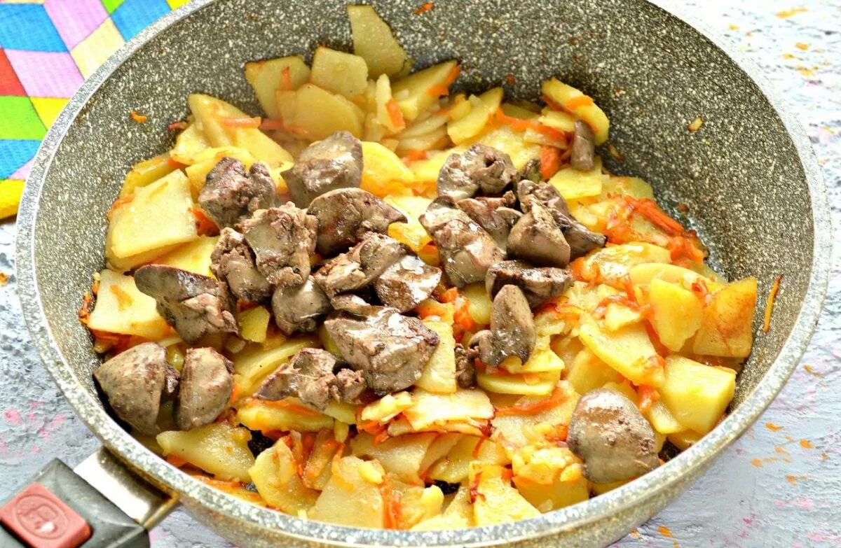 Как пожарить картошку с печенкой